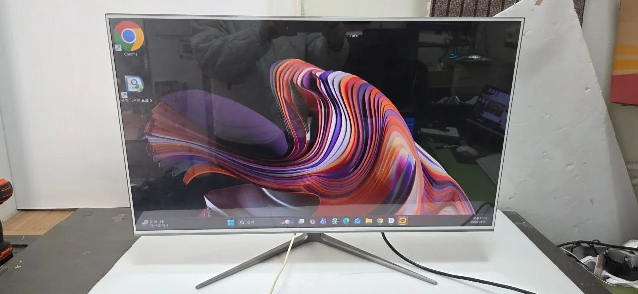 게이밍 모니터 싸게 처분합니다.