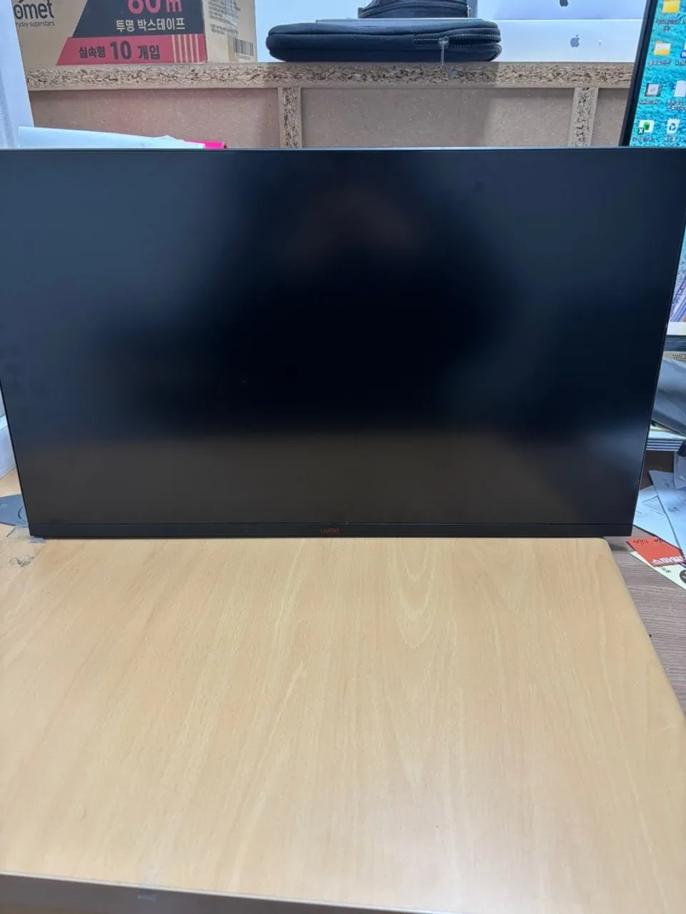 유디아 27인치 모니터 벽걸이 팝니다