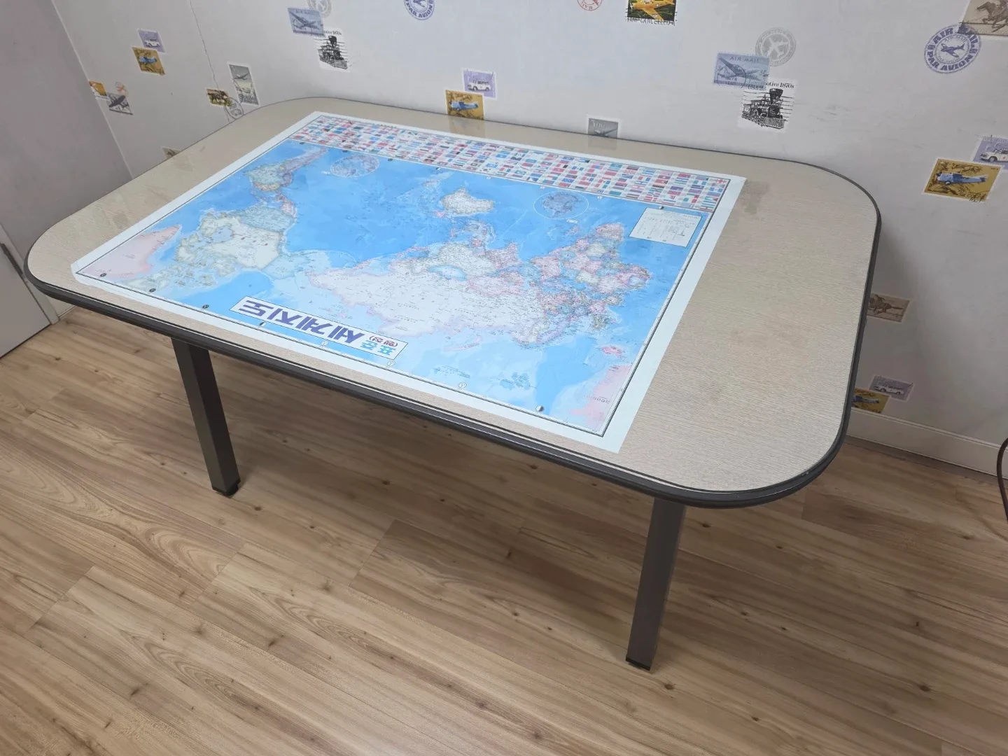 아들 공부하던 과외 책상 & 테이블 이예요