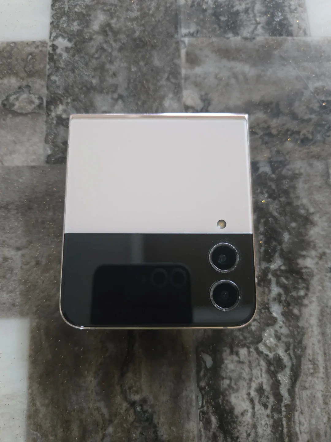 갤럭시 Z 플립4 핑크 골드