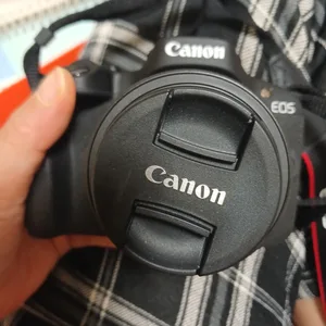 캐논 EOS R50 미러리스 카메라