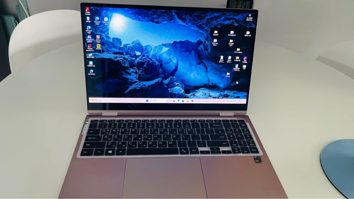 중고_삼성 갤럭시북 프로360 NT950QDB-KD71G 正品