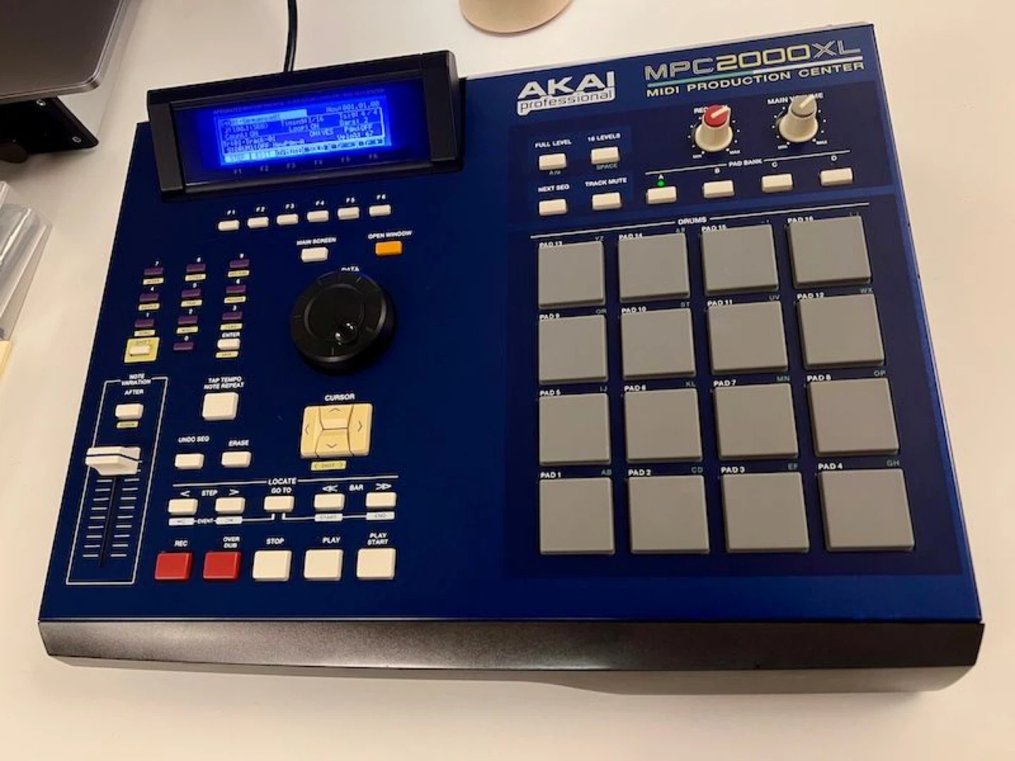 Akai MPC2000XL Blue Edition (신형 액정,CF카드 장착)