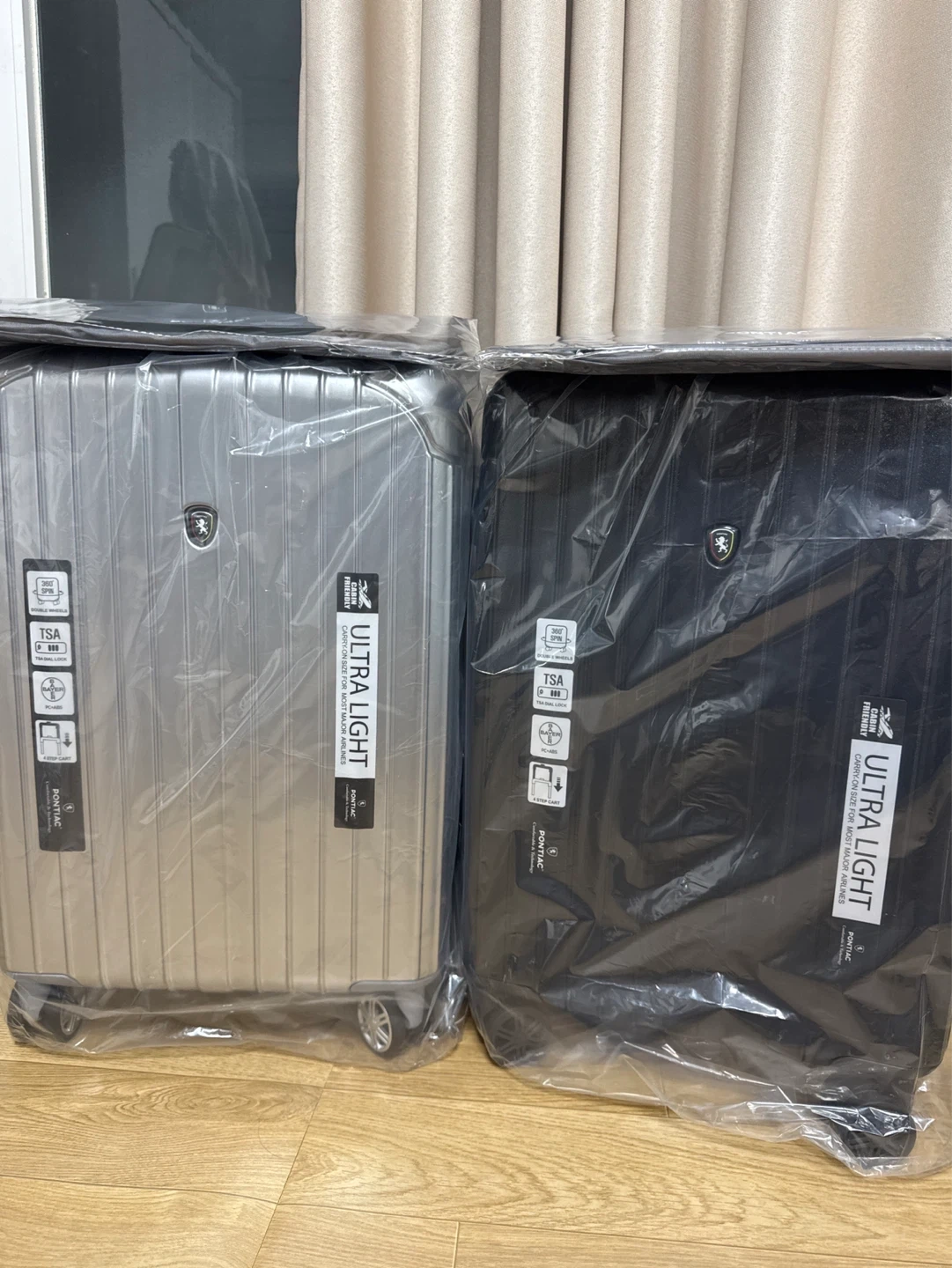 폰티악 캐리어 실버/검정 20인치+파우치 (새상품, 각각판매)