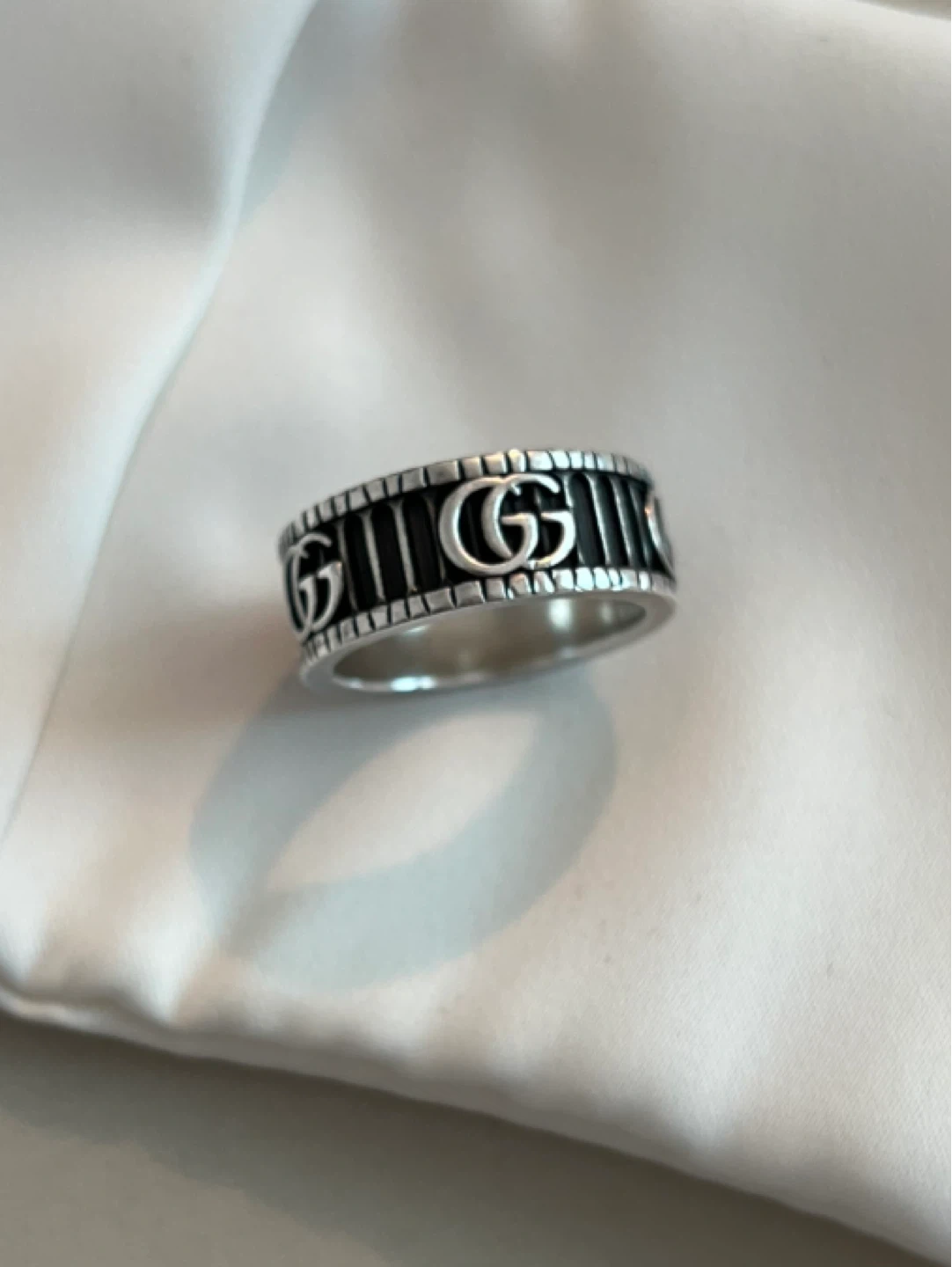 Gg Ring 구찌 더블 지 실버 GG Marmont wide ring Gucci ring with double G silver | 여성잡화 ...