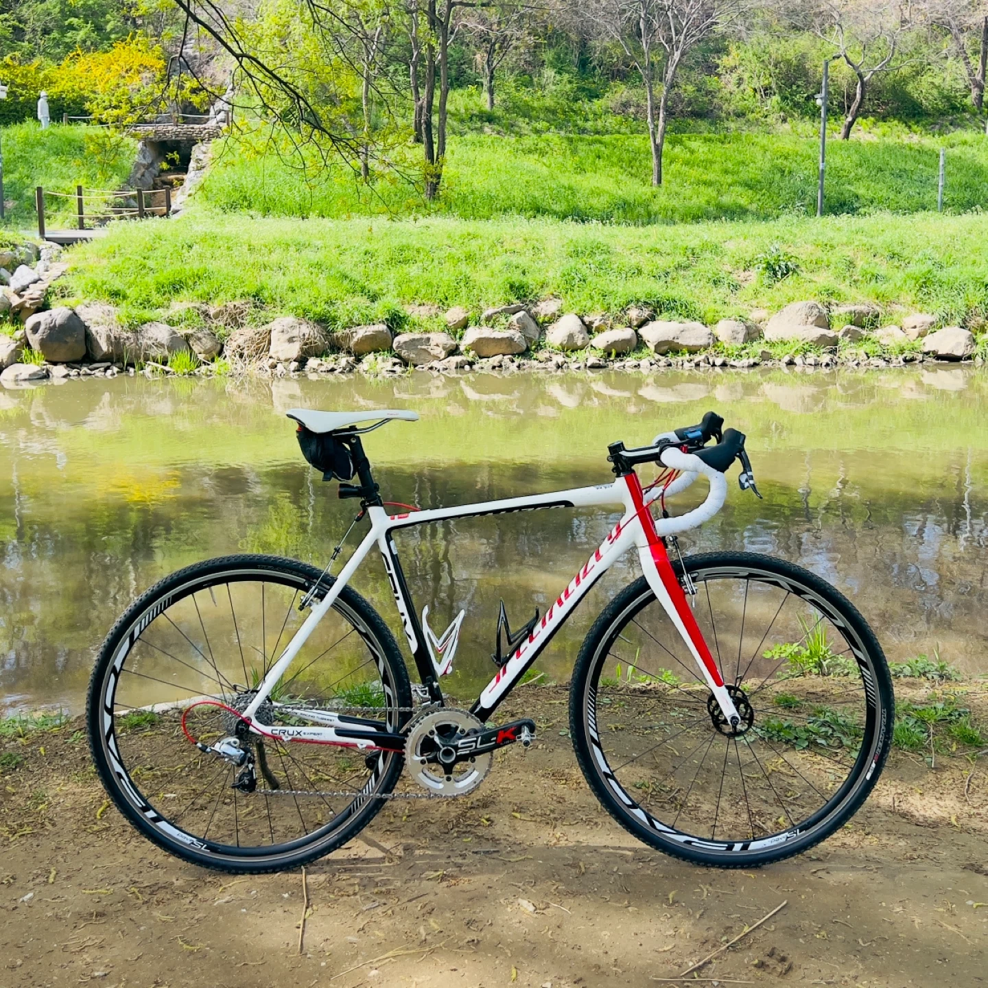 스페셜라이즈드 Crux Expert Force 사이즈 56 (Specialized)