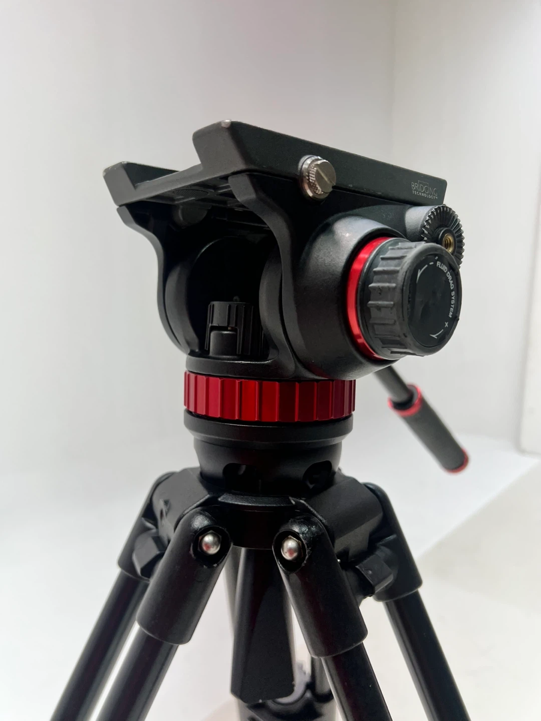 Manfrotto 비디오 삼각대