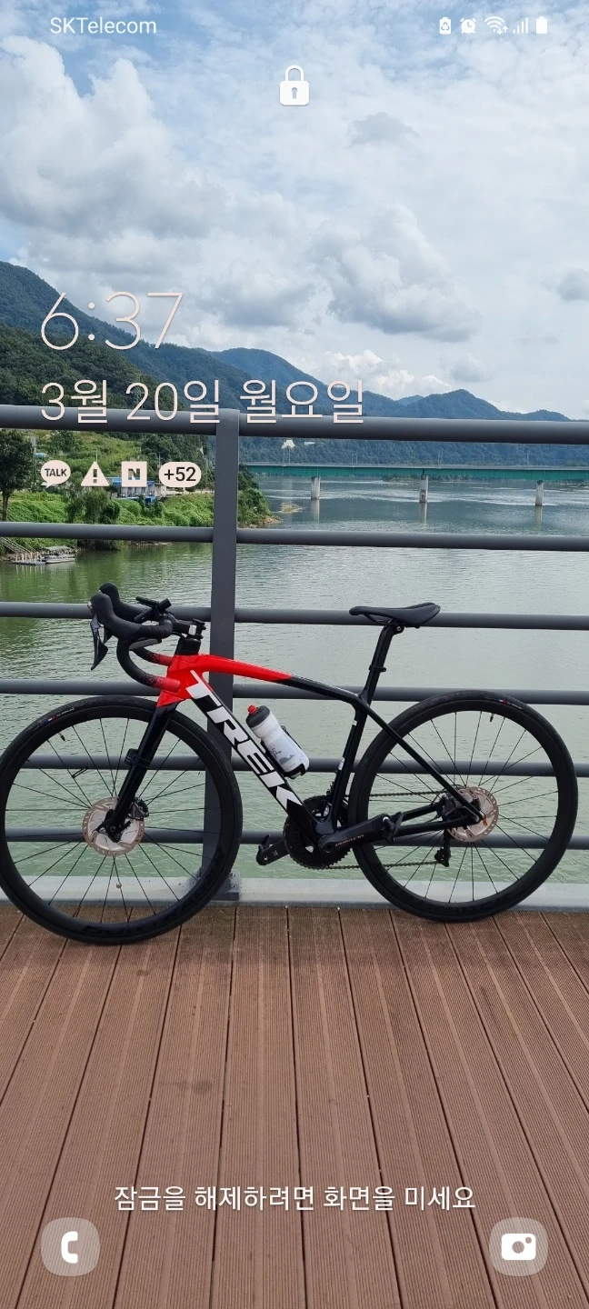 트렉 에몬다 SL6 프로 카본 로드자전거