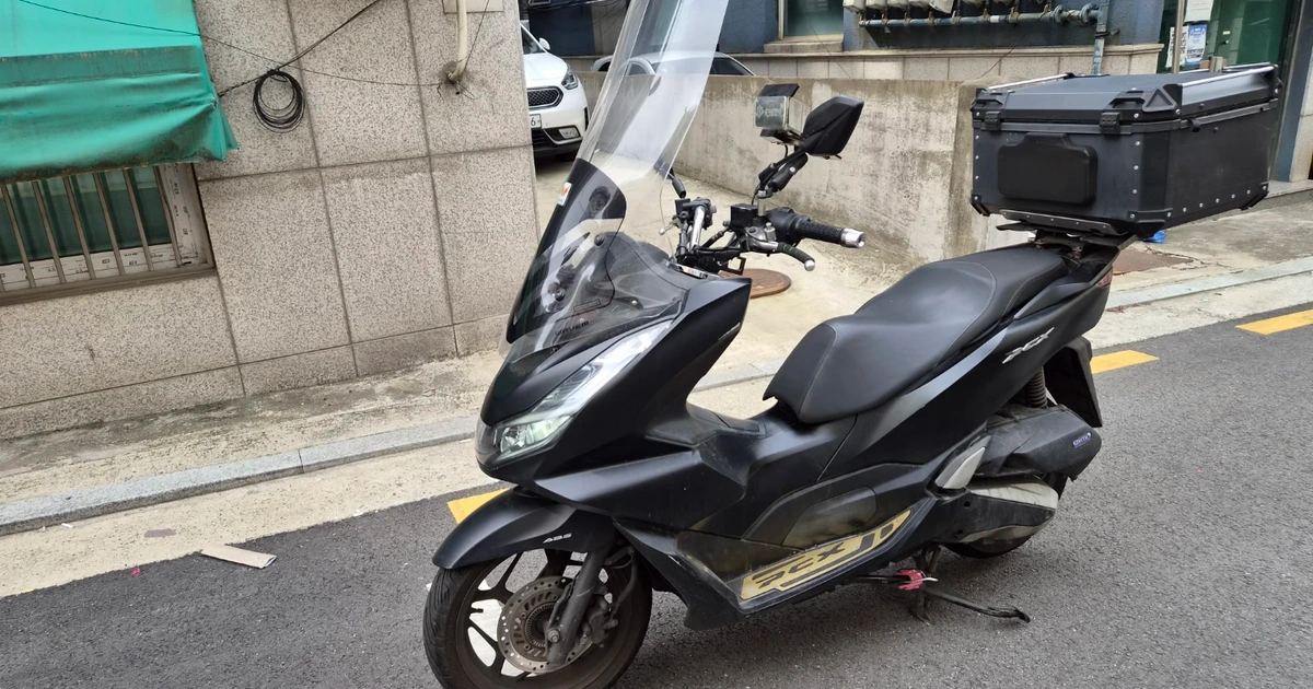 혼다 PCX 125abs 블랙 탑박스 포함 | 스포츠/레저 | 당근 중고거래