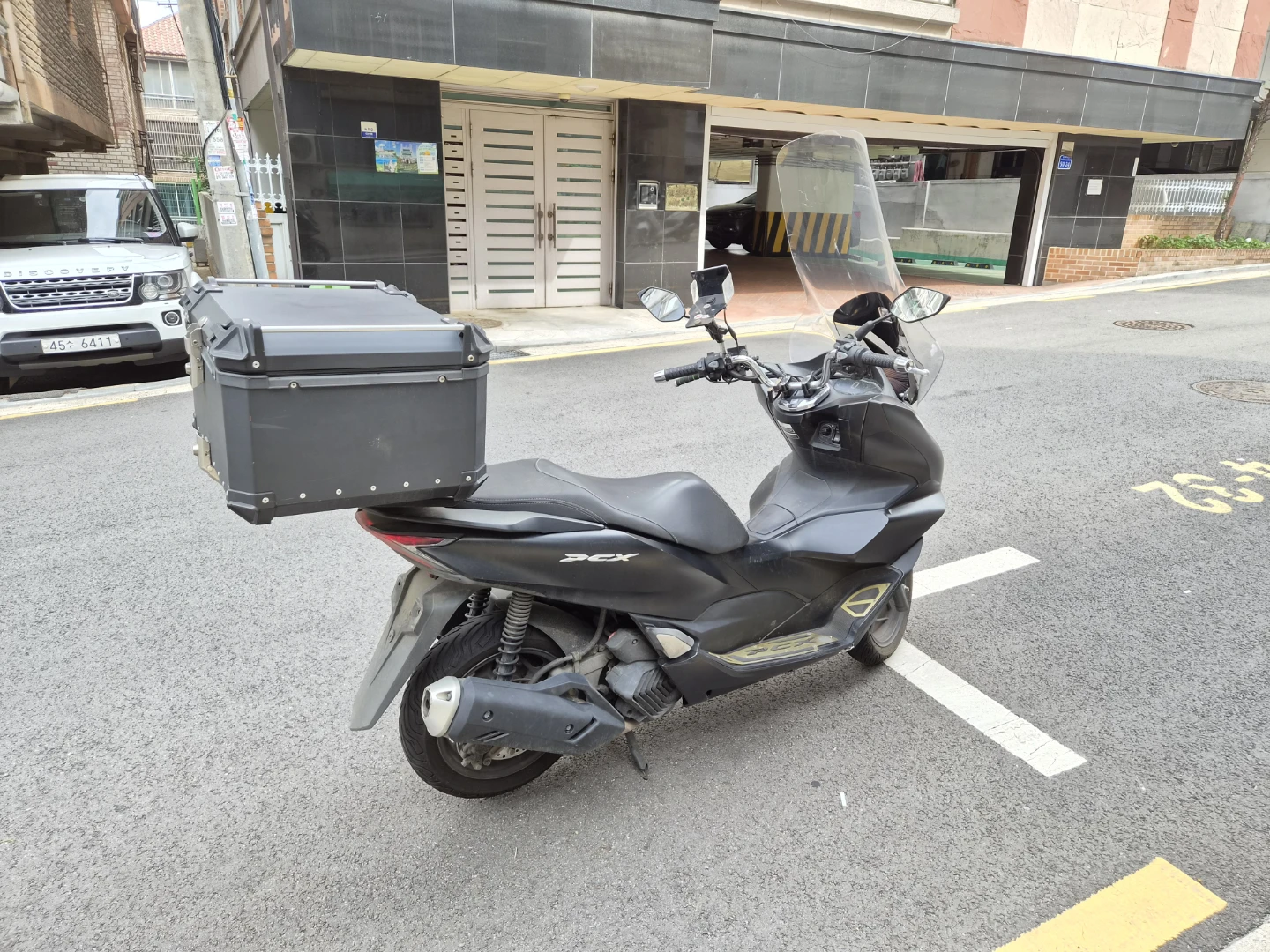 혼다 PCX 125abs 블랙 탑박스 포함 | 스포츠/레저 | 당근 중고거래