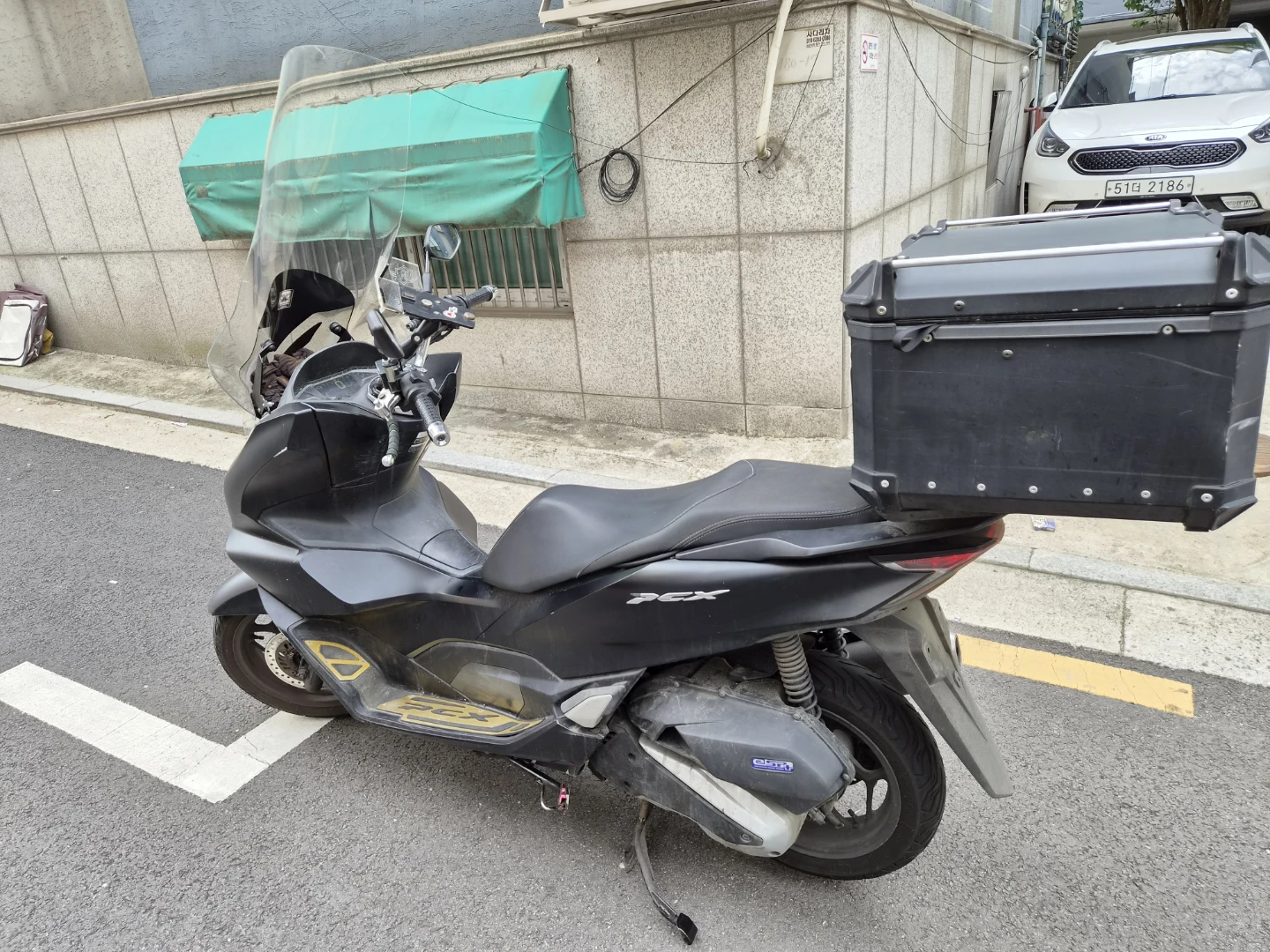 혼다 PCX 125abs 블랙 탑박스 포함 | 스포츠/레저 | 당근 중고거래