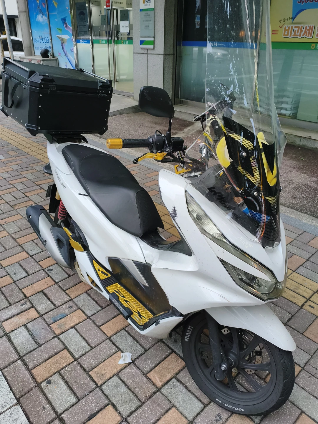 PCX 2018년식 판매합니다! | 스포츠/레저 | 당근 중고거래