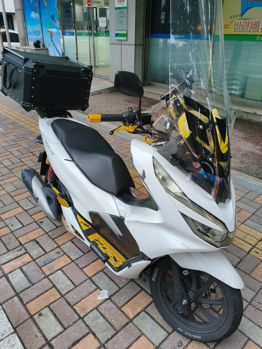 PCX 2018년식 판매합니다! | 스포츠/레저 | 당근 중고거래