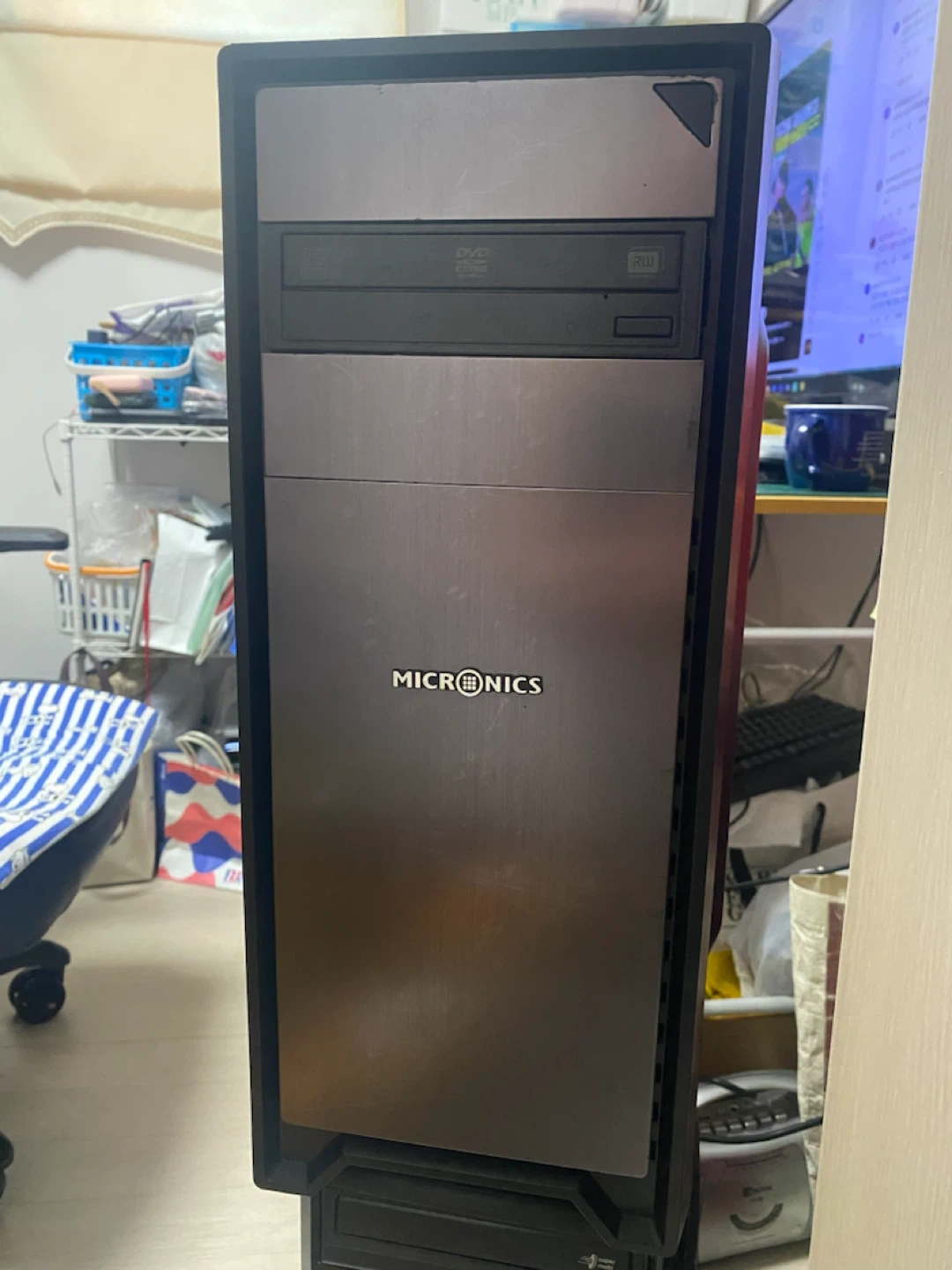 데스크탑 PC 본체 (AMD Ryzen3 3200G, Radeon Vega 8, DDR4 8G 등)