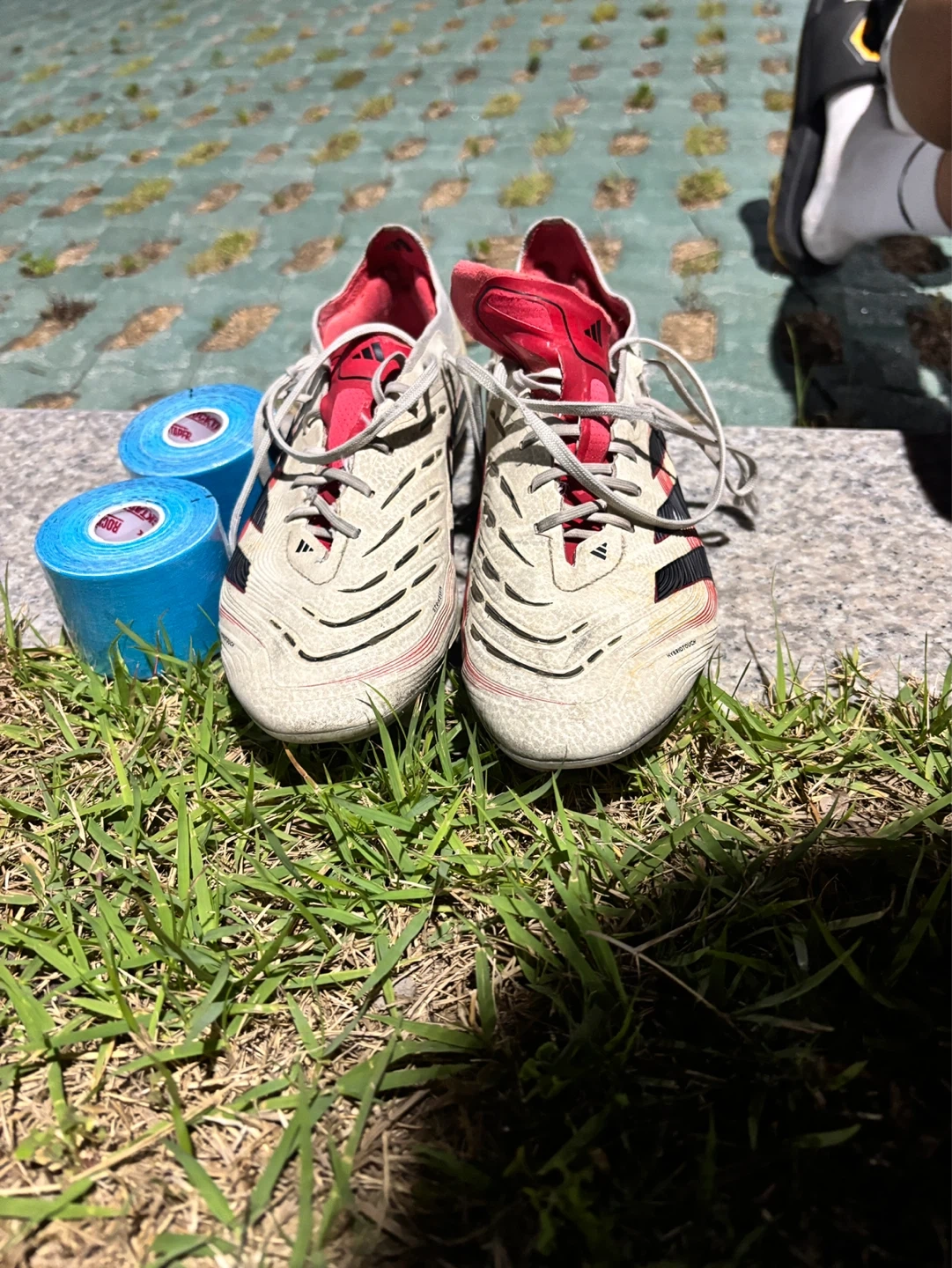 아디다스 프레데터 축구화 270