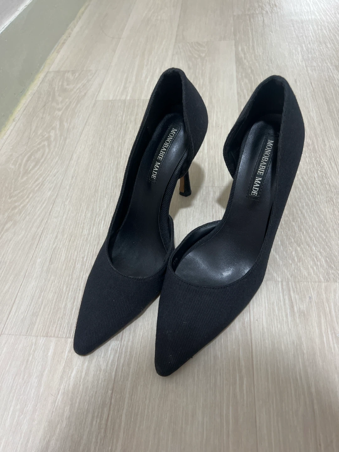 모노바비 메이드 블랙 힐 240