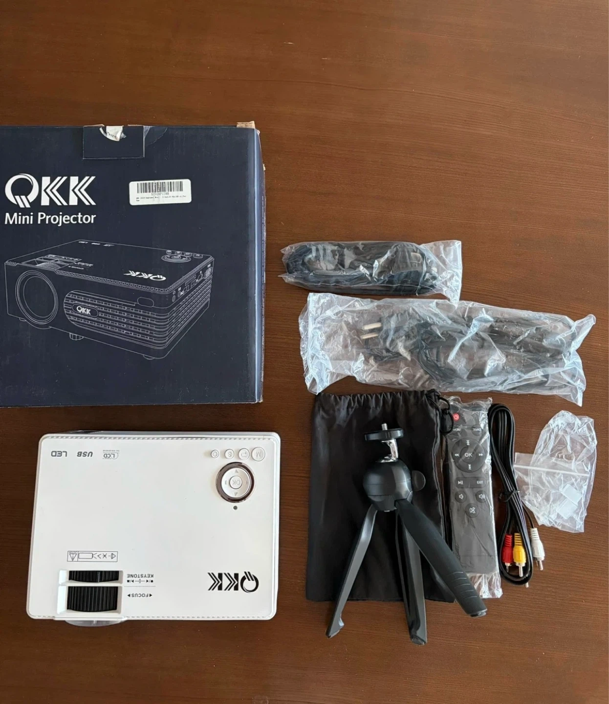 QKK 미니 빔프로젝터 화이트 풀박스