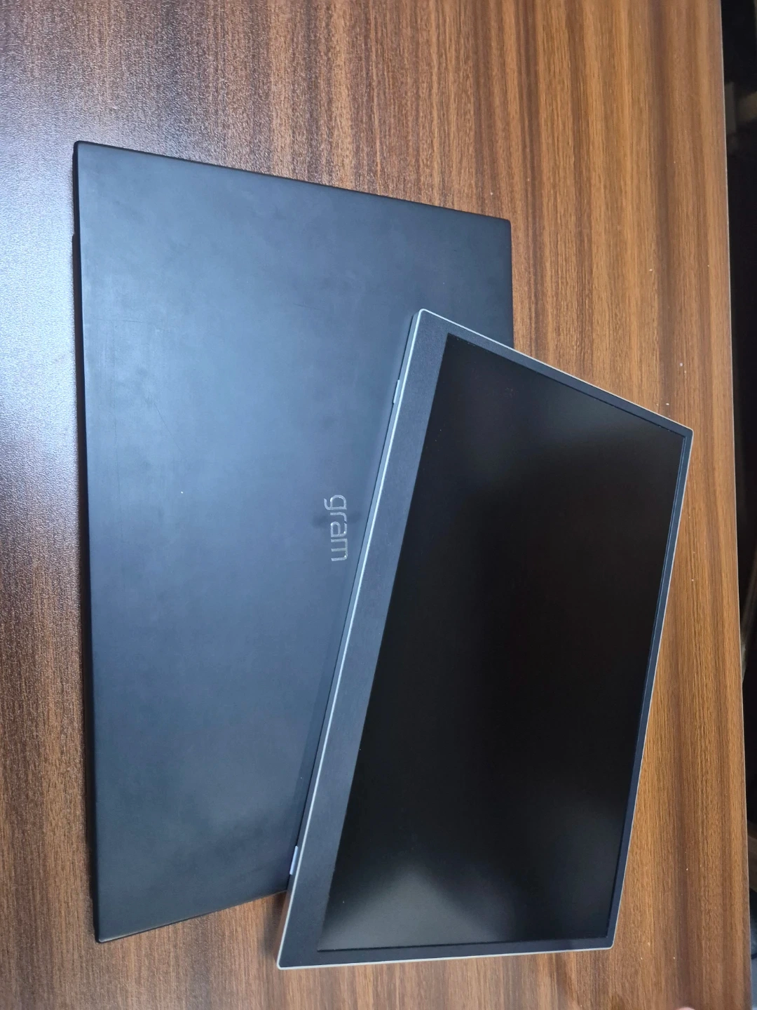 LG 그램 17인치 노트북 + 서브 디스플레이