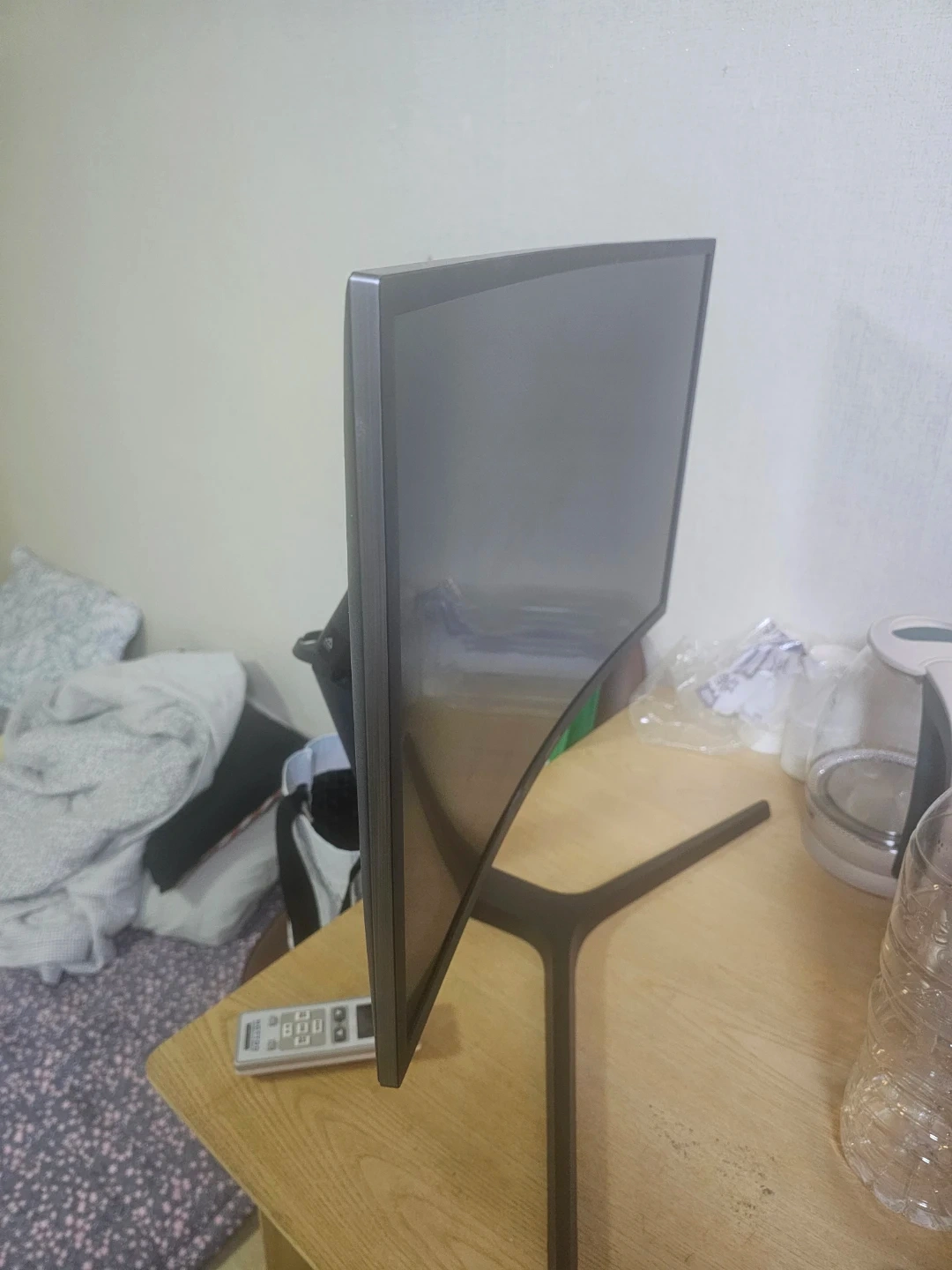 삼성144hz 게이밍27 인치모니터 판매합니다