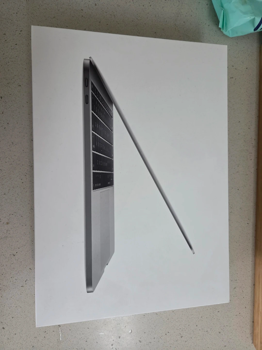 Apple MacBook Pro 13인치 (2017) 풀박스