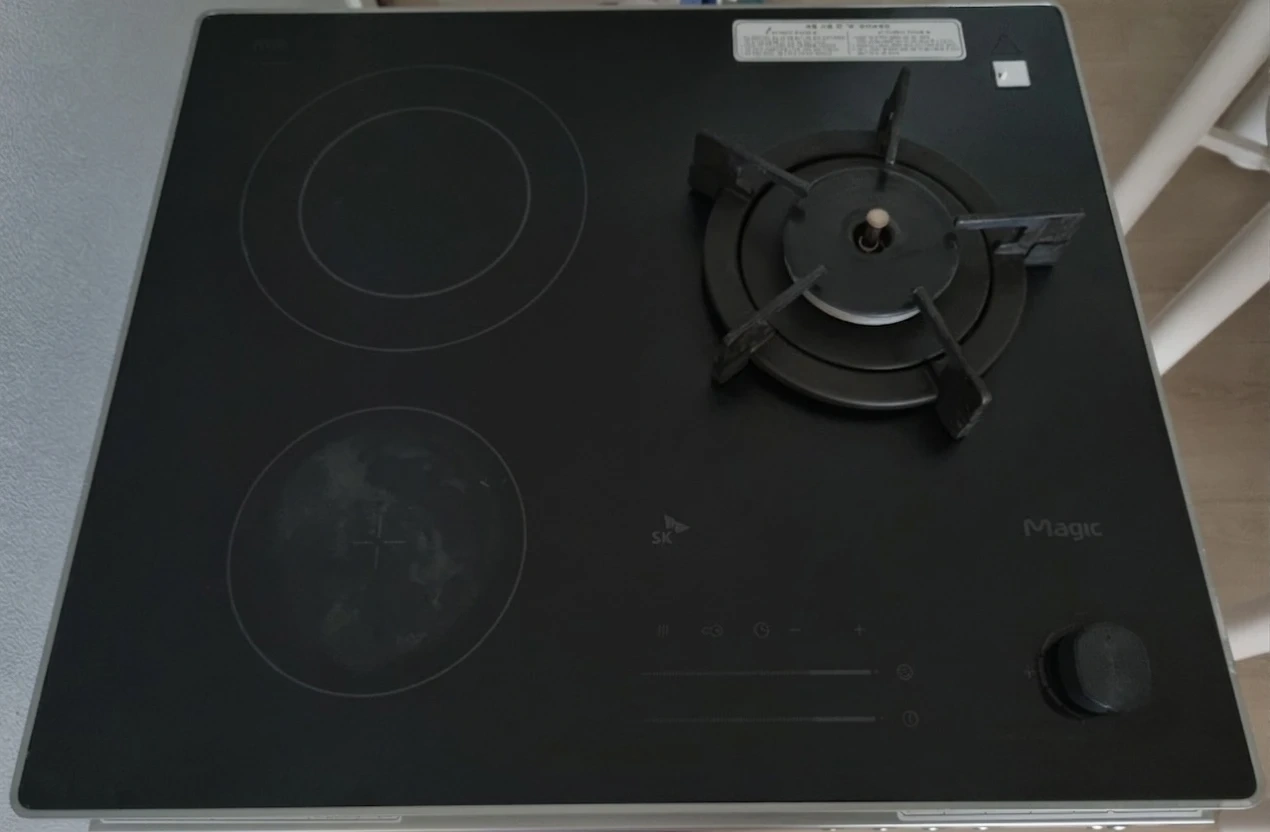 SK매직 GRA-BH301H 복합 쿡탑입니다.