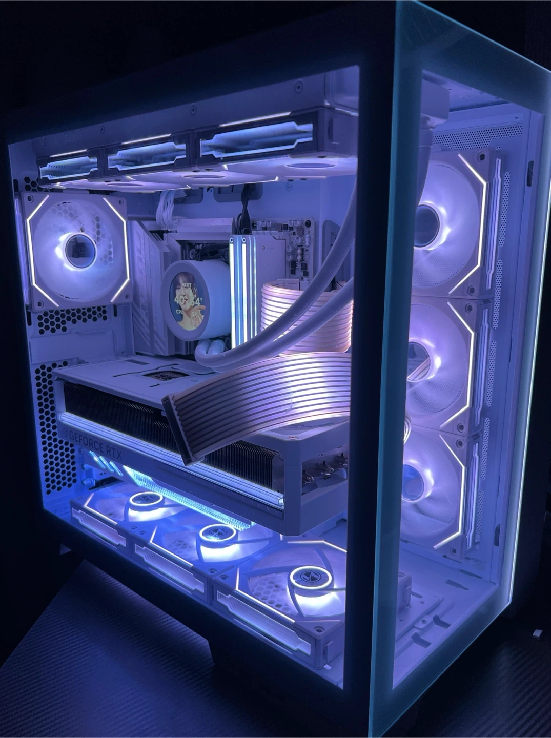 9800X3D RTX 5090 B850 화이트 1000w 리안리세팅 화이트 데스크탑 화스트랄 RTX5090