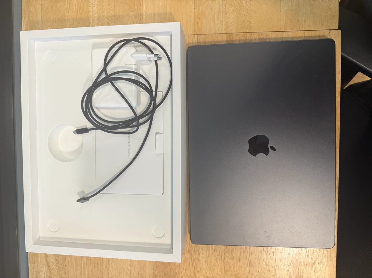 맥북프로 16인치 M4 48GB 512GB 풀박스