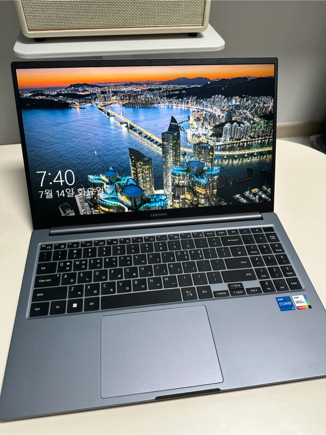 삼성 갤럭시북4 NT750XGR-A58AG 그레이