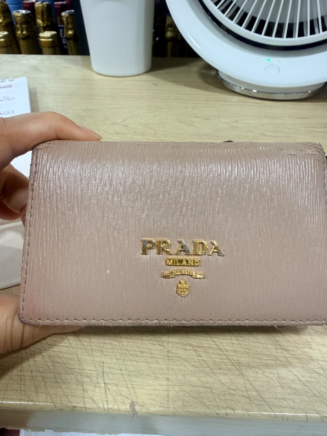 프라다 카드지갑 베이지 정품