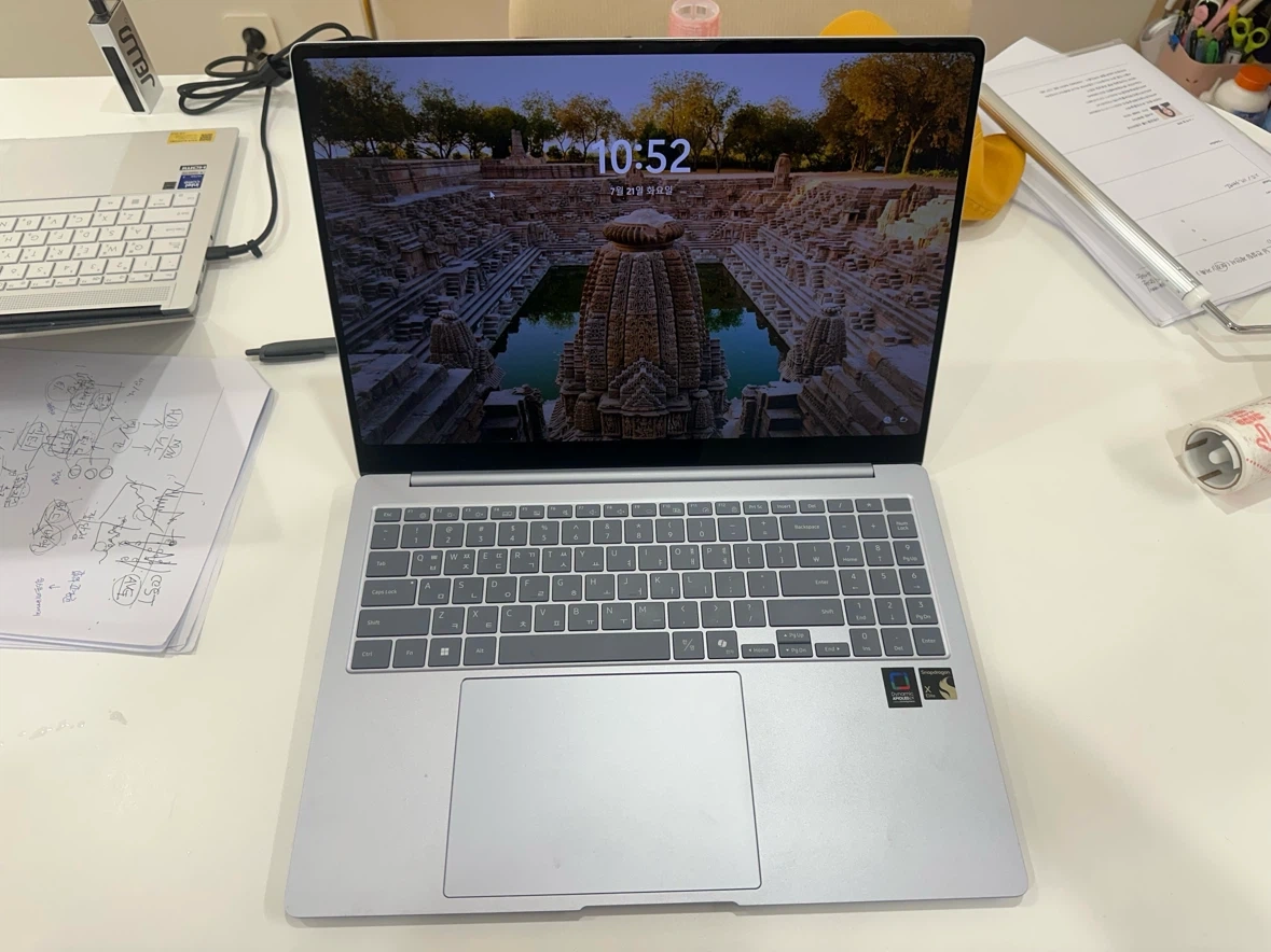 삼성 갤럭시북4 엣지 노트북 16GB