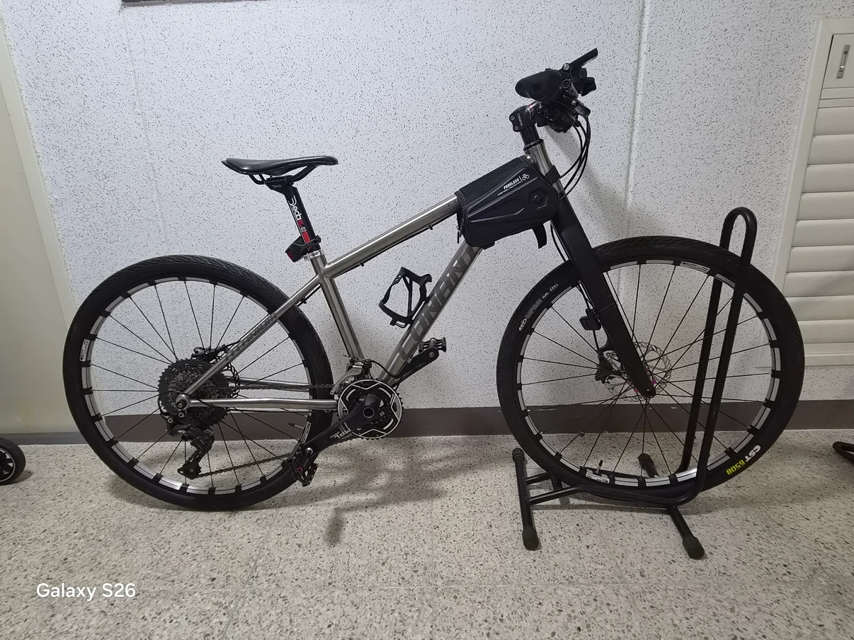 맞춤 티타늄 프레임 MTB 자전거