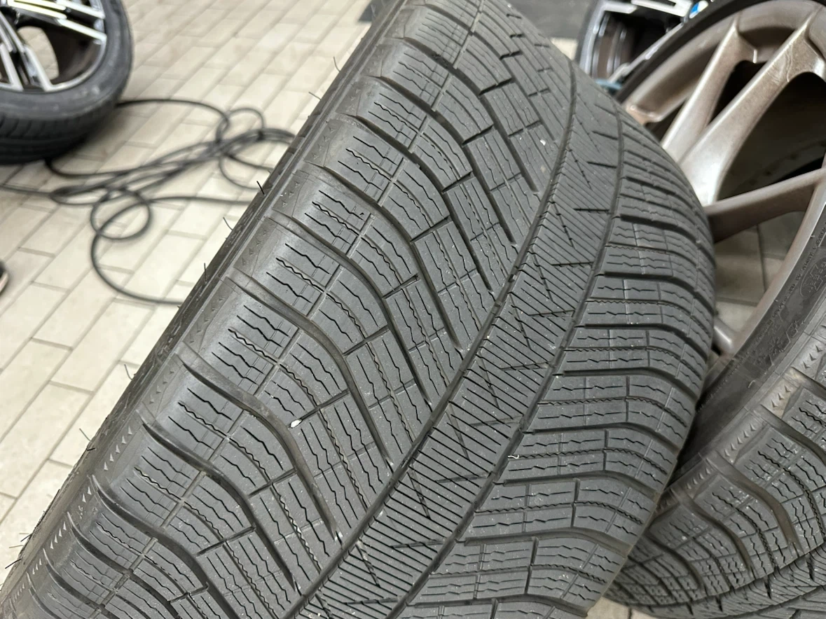 미쉐린 알핀 파일럿 295/30R20, 245/35.20윈터 타이어