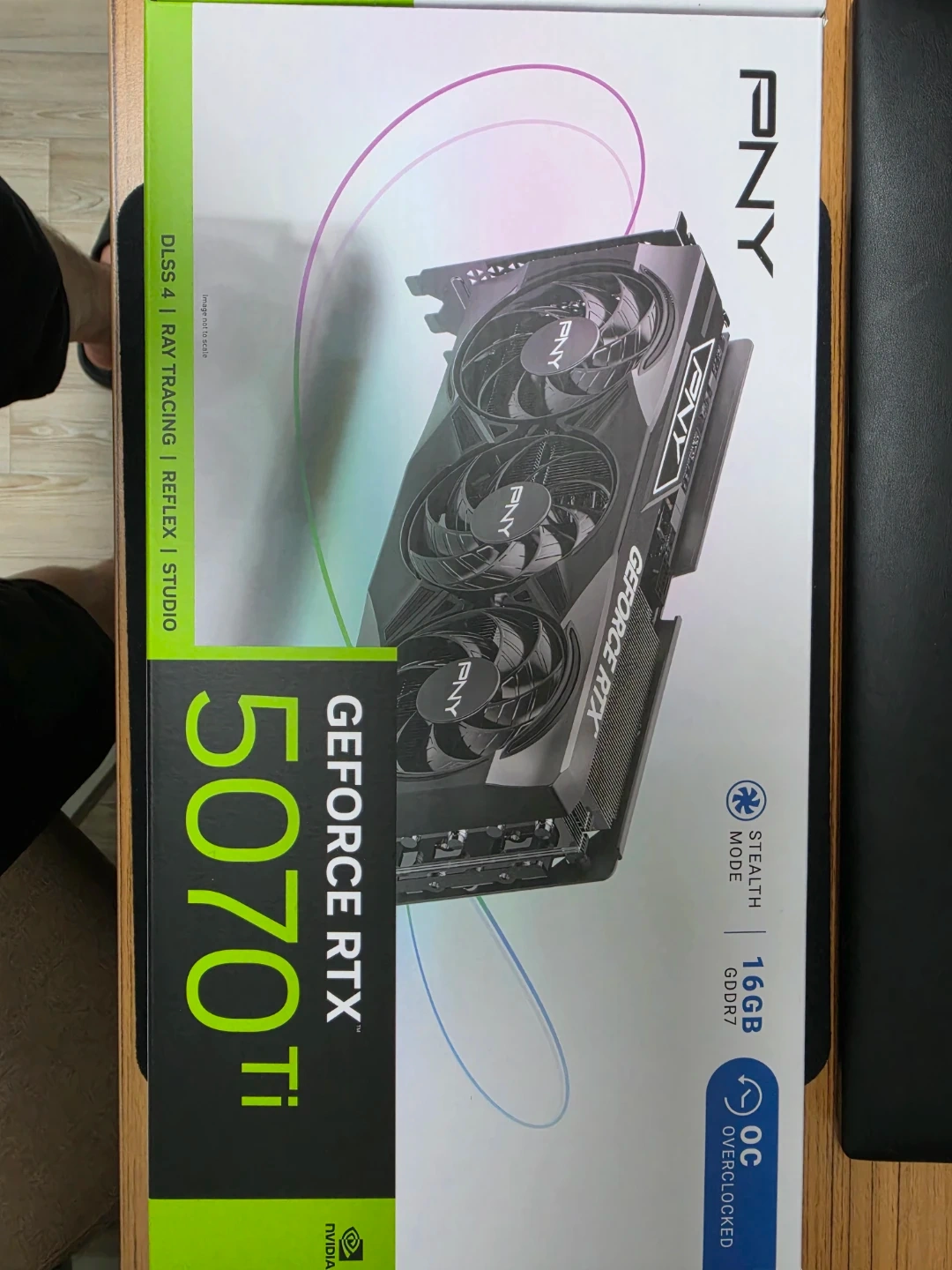 PNY RTX 5070 Ti 16GB OC 그래픽카드