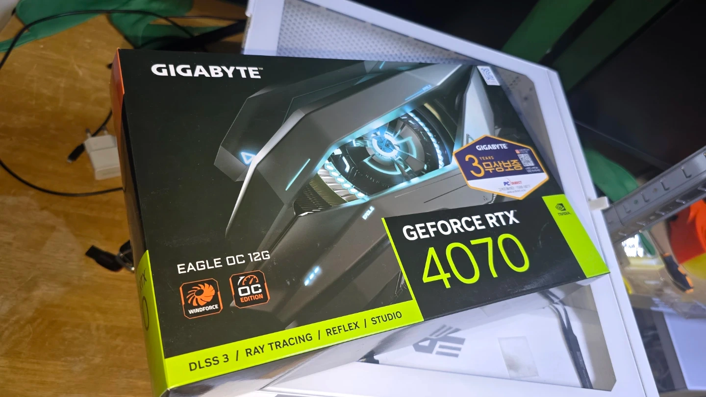 RTX 4070 EAGLE 피씨디렉트