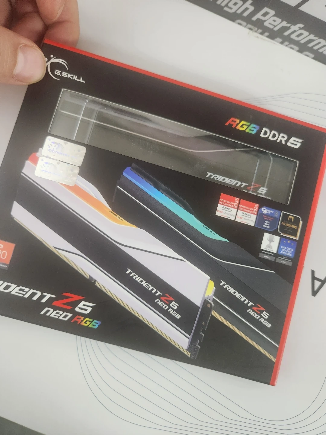 새제품 지스킬 ddr5 64gb G.SKILL Trident Z5 Neo RGB DDR5 64GB