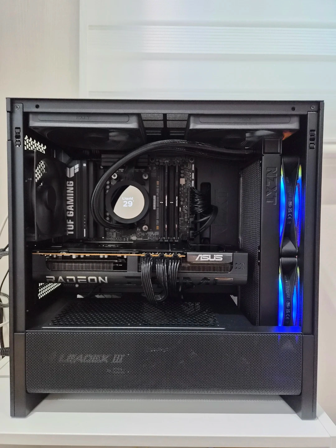 게이밍 데스크탑 9800x3d 32g 9070xt 새상품