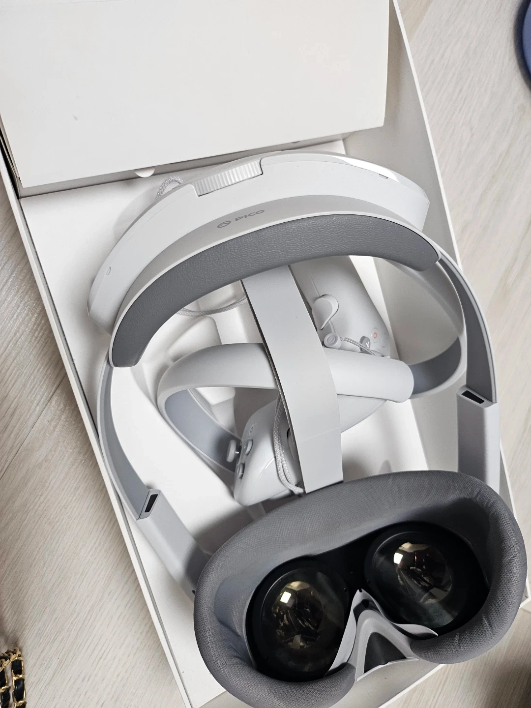 PICO 4 VR 헤드셋 128GB 화이트