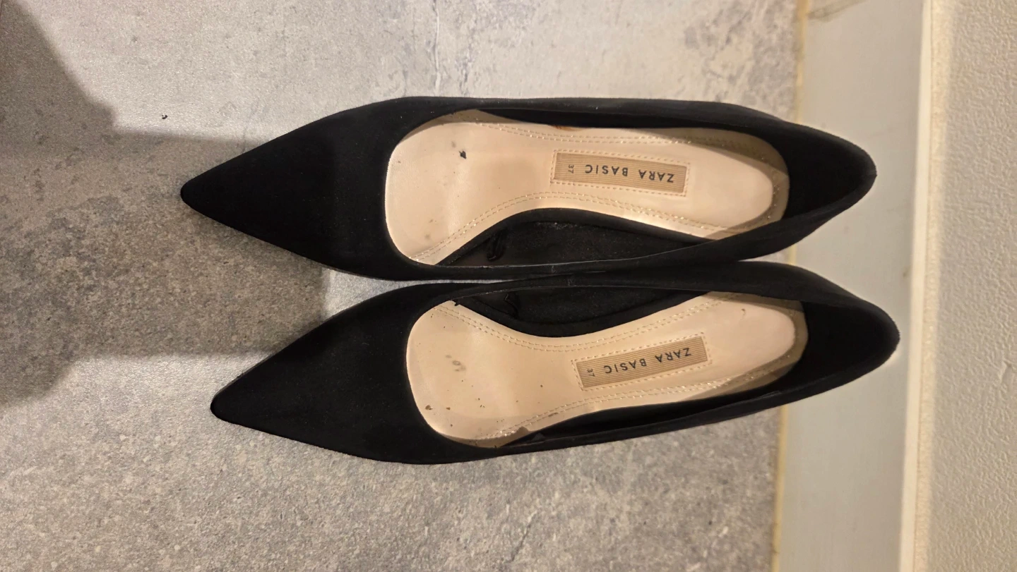 ZARA BASIC 블랙 스웨이드 힐 240