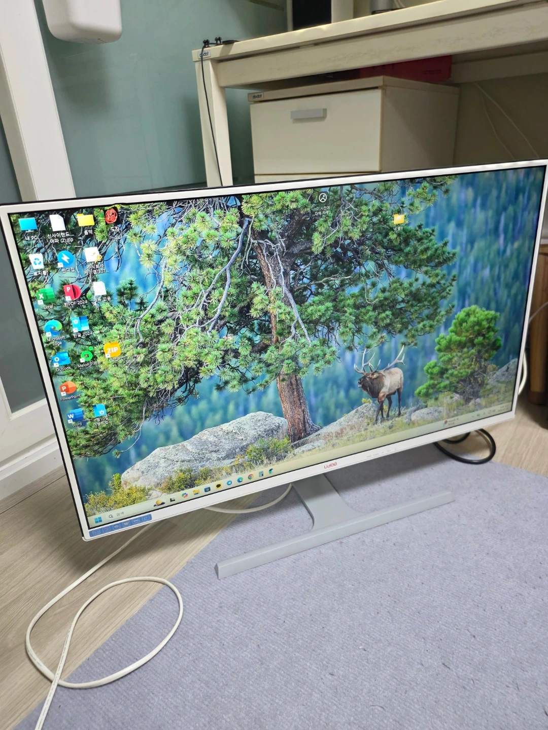 Udea 32인치 LED 모니터 (2020년 4월 제조)