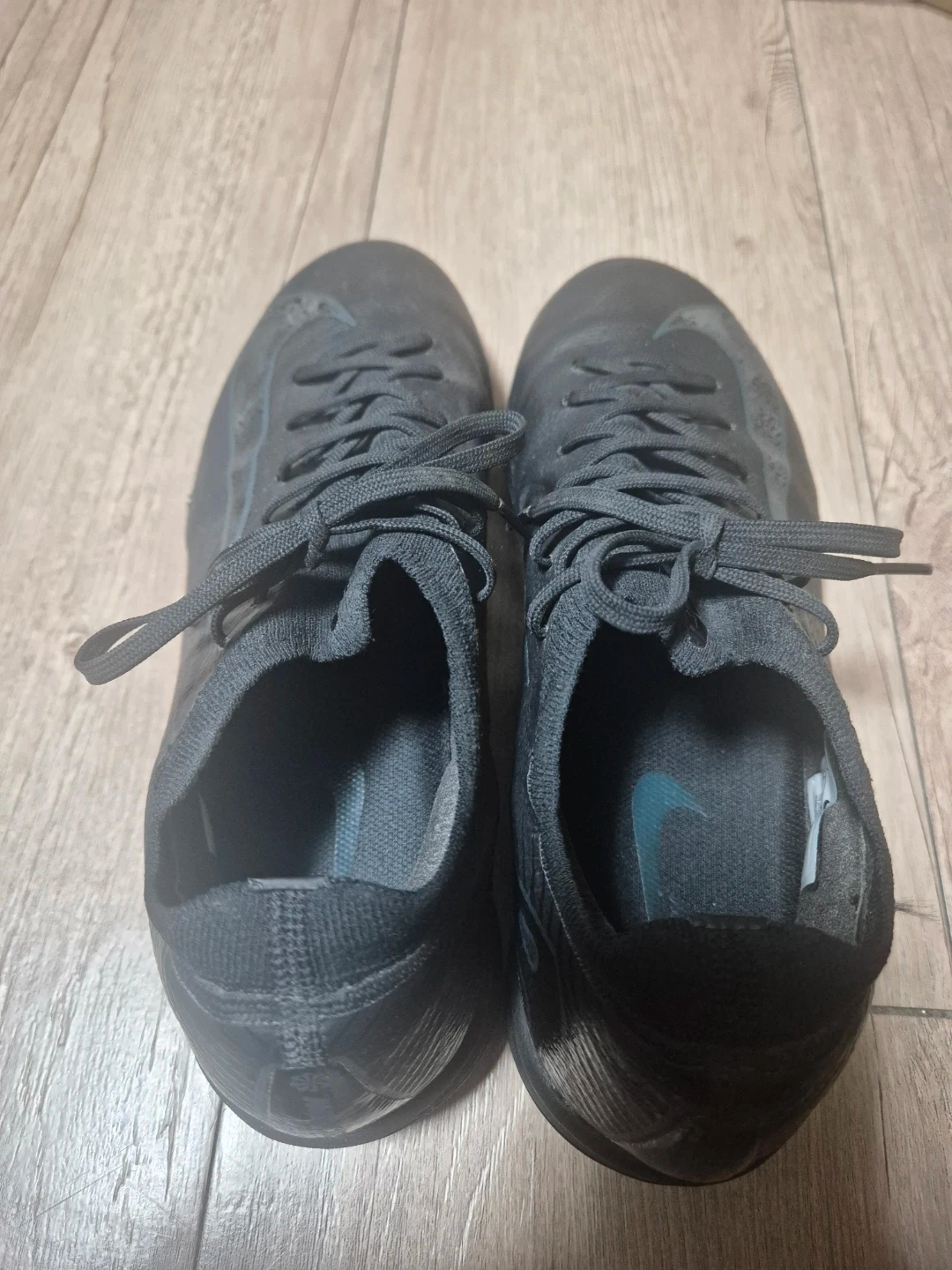 나이키 풋살화 (머큐리얼 베이퍼 16 프로 TF)