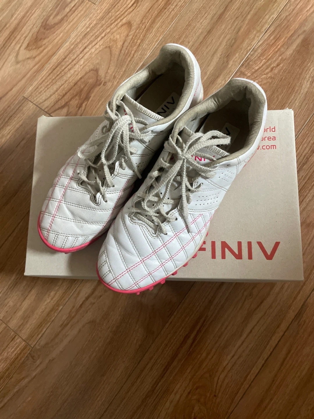 DEFINIV 풋살화 화이트 255
