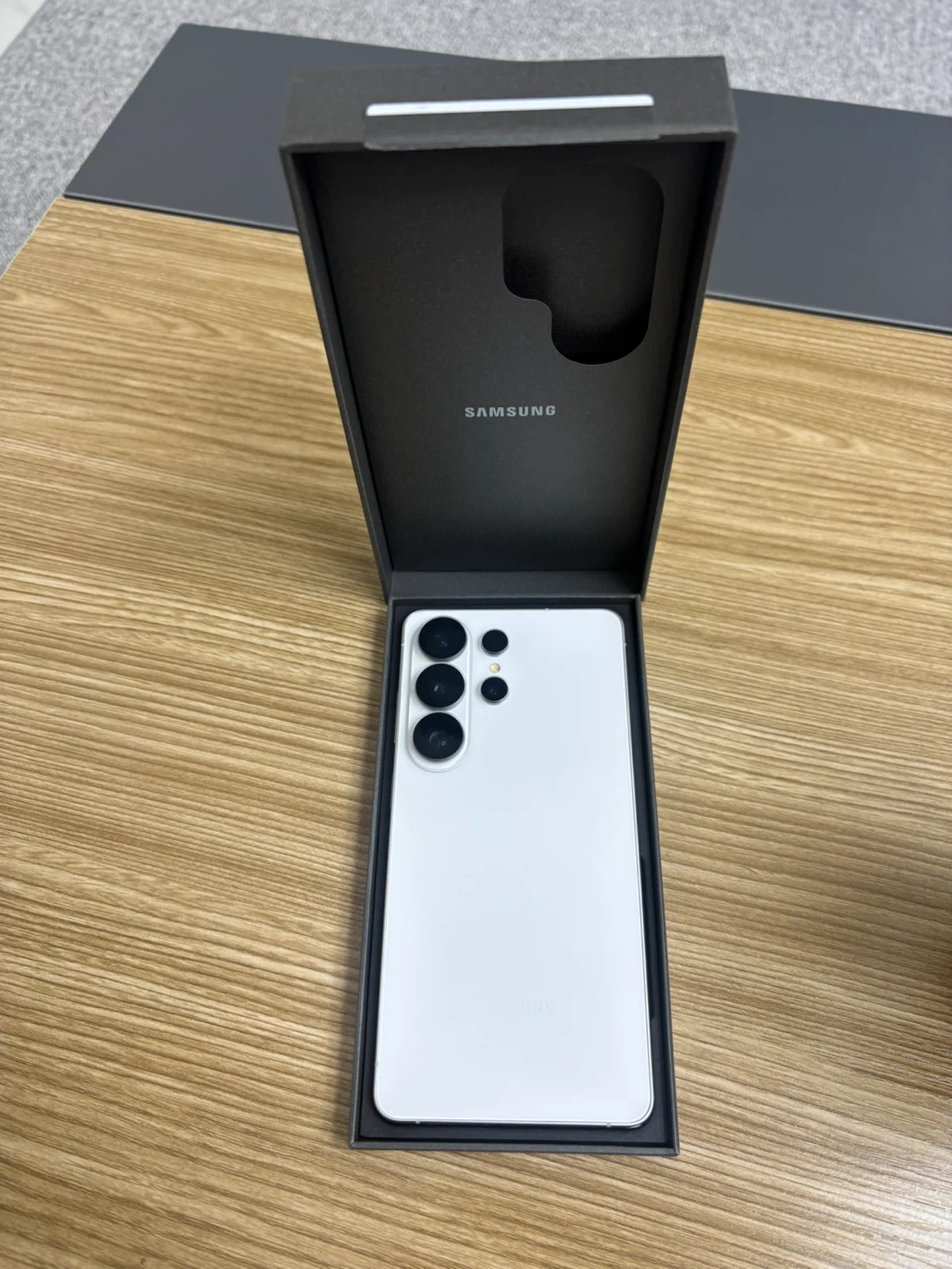 삼성 갤럭시 S26 울트라 화이트 256GB 자급제