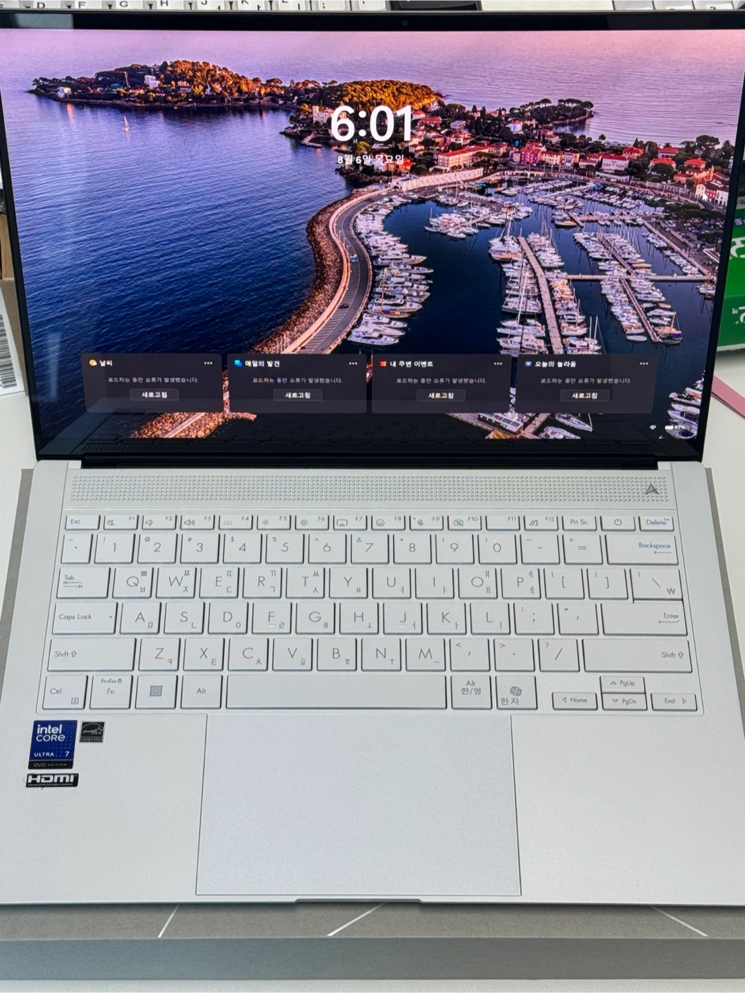ASUS 젠북S14노트북(Ultra7,32GB RAM,1TB SSD)