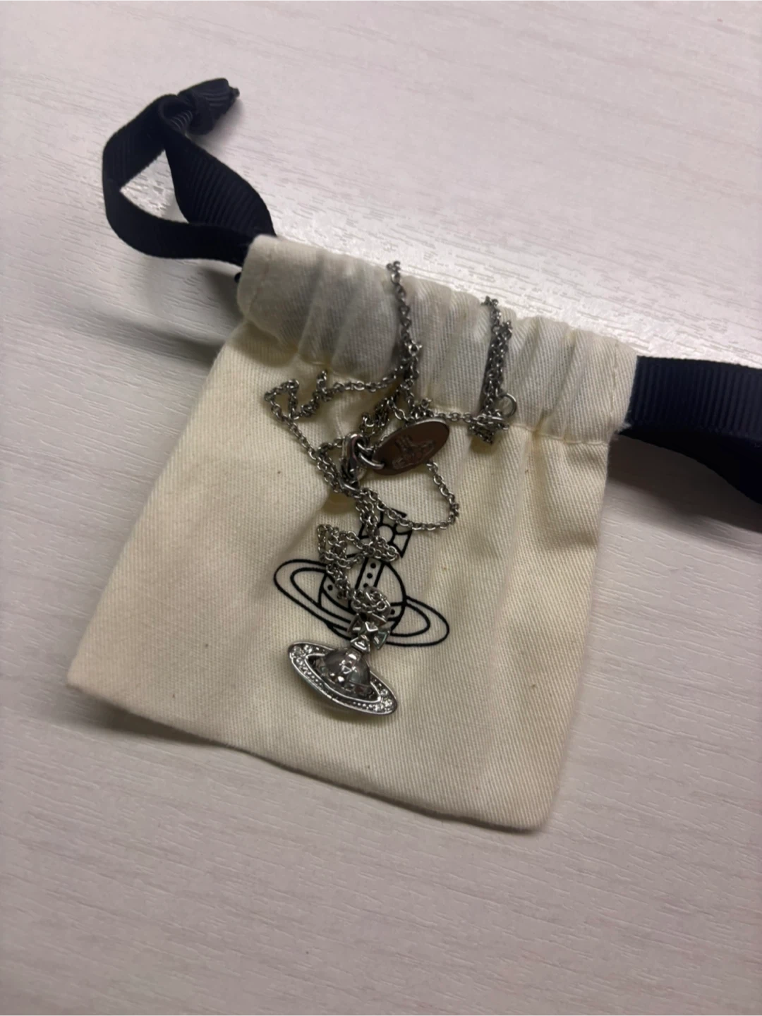 비비안웨스트우드 목걸이