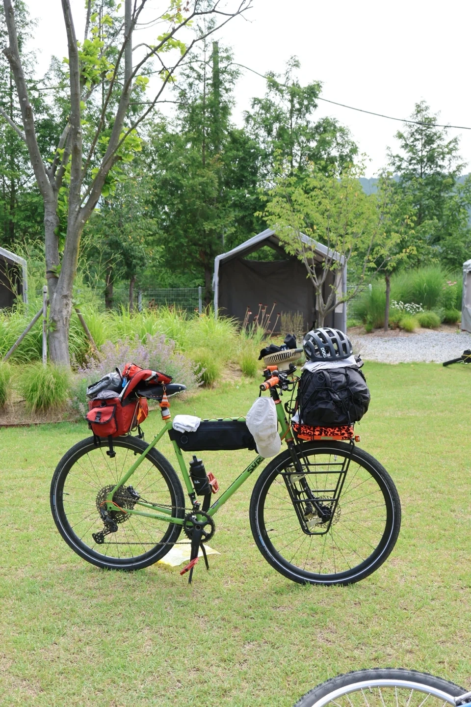 Surly Disc Trucker 자전거 라임 그린
