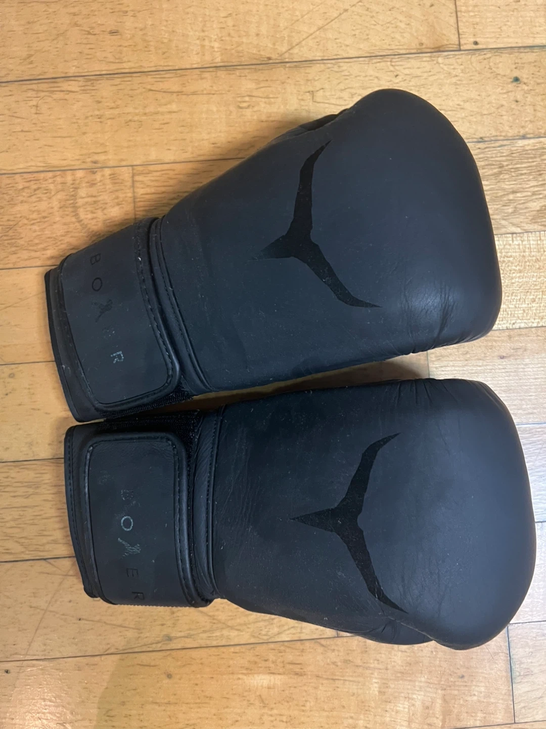 투이스코 복싱글러브 16oz 블랙