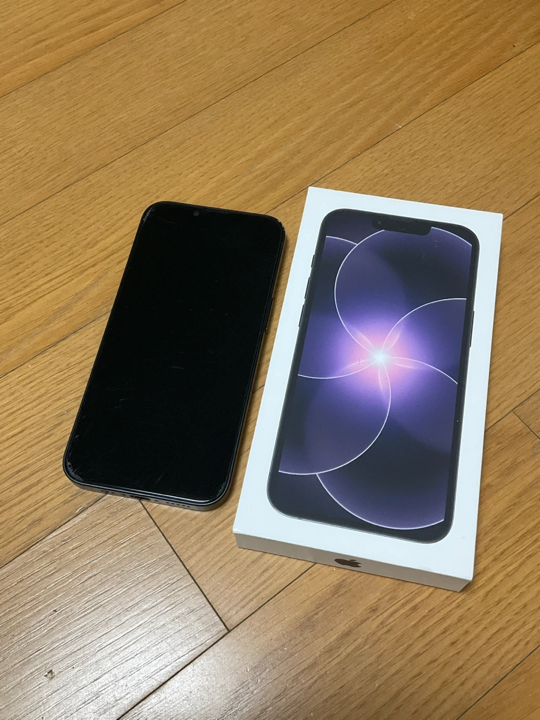 애플 아이폰 17e 256GB 풀박스 100성능