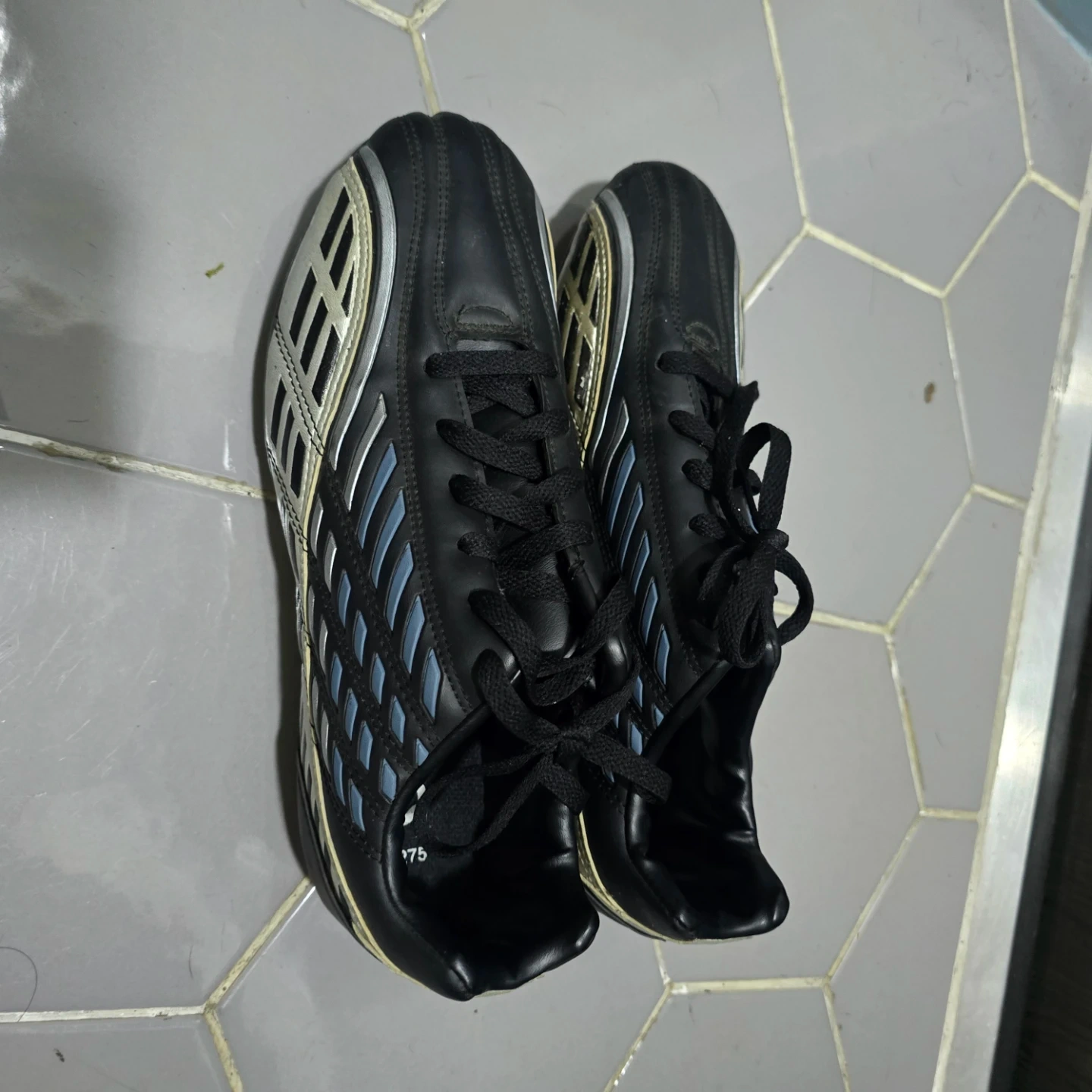 STRIKER 축구화 275 블랙