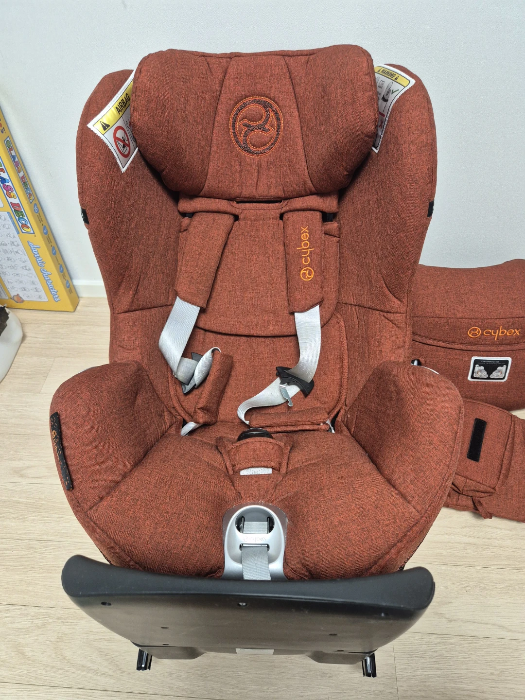 peg perego 36 volt Santa Fe Train Ride On, 18 months to months : Toys & Games Right/Left Hand:Right Hand Antique Stubby Rod and code13_28124CW***A1E FeaturesLittle ones will love