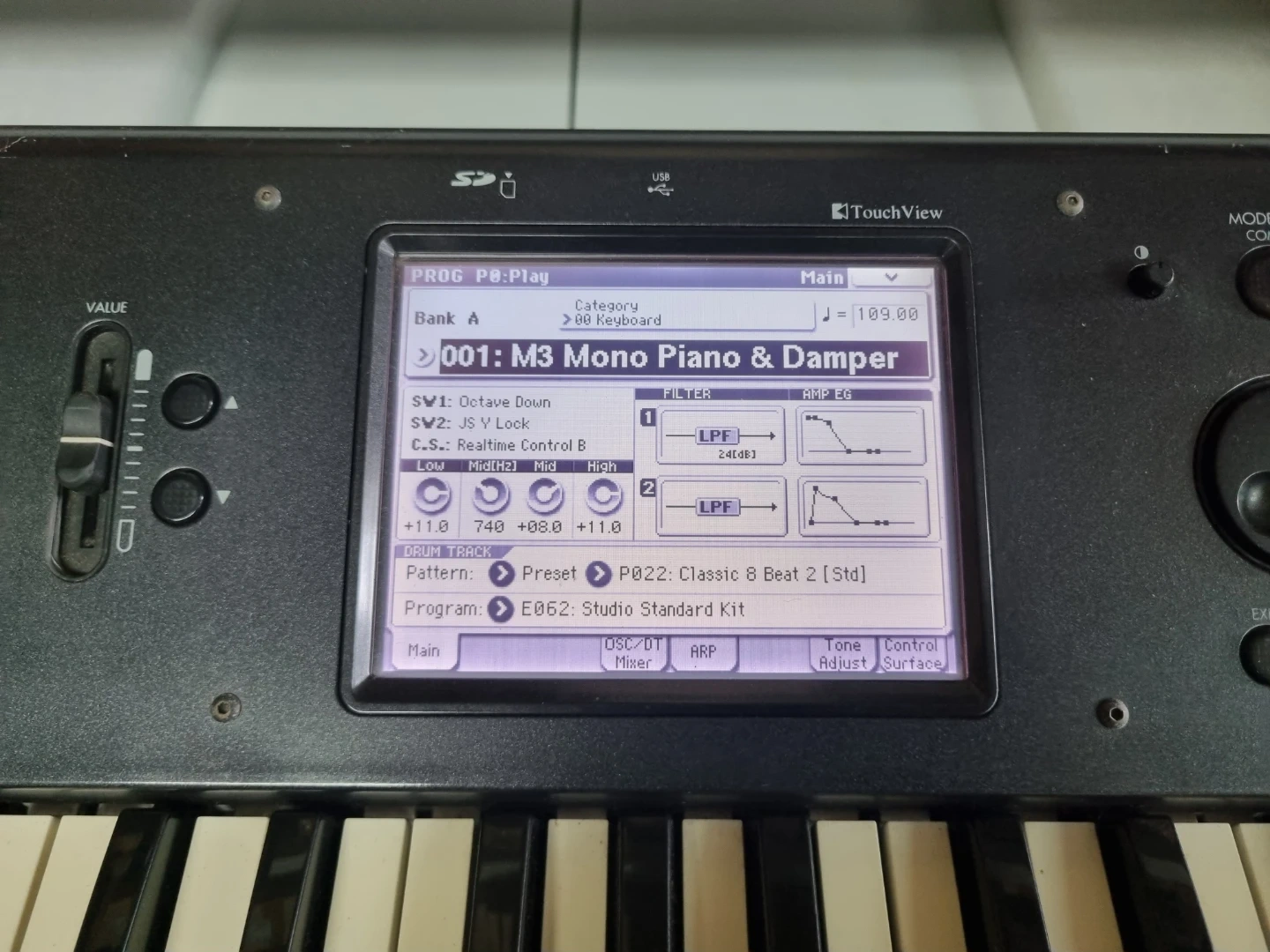 KORG M50 뮤직 워크스테이션 건반